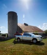 Nissan Titan XD SV King Cab 2015 года